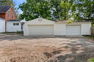 209 W High St, London, OH 43140 - Photo 52