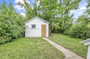 2358 Linden Ave, Columbus, OH 43211 - Photo 16