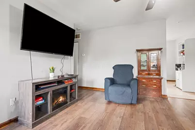 4715 Arnold Avenue, Columbus, OH 43228 - Photo 4