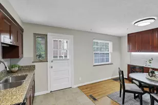1810 Kings Ct, Columbus, OH 43212 - Photo 10