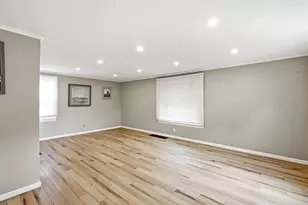 541 S James Rd, Columbus, OH 43213 - Photo 14
