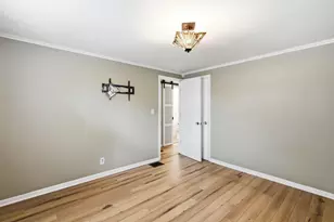541 S James Rd, Columbus, OH 43213 - Photo 24