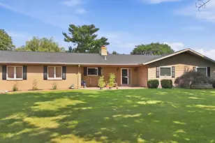 2221 Mifflin Ave, Ashland, OH 44805 - Photo 1