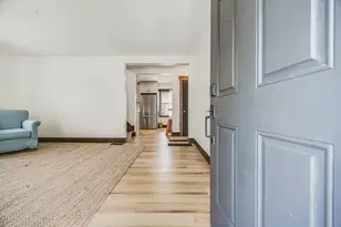 1829 Surrey Pl, Columbus, OH 43219 - Photo 6