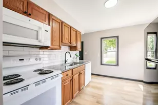 2200 Medina Ave, Columbus, OH 43211 - Photo 8