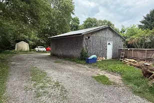 211 N Main St, Pleasantville, OH 43148 - Photo 6