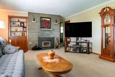 207 Darby Creek Drive, Galloway, OH 43119 - Photo 6
