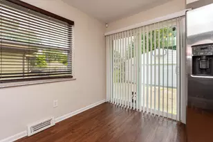 4020 Estates Pl, Columbus, OH 43224 - Photo 14
