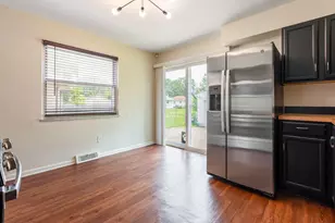 4020 Estates Pl, Columbus, OH 43224 - Photo 10