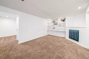 926 Robmeyer Dr, Columbus, OH 43207 - Photo 48