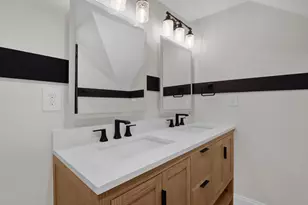 36 Avondale Ave, Columbus, OH 43222 - Photo 24