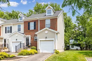 2668 Sawmill Reserve Dr, Powell, OH 43065 - Photo 2