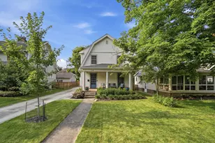 119 E Dunedin Rd, Columbus, OH 43214 - Photo 4