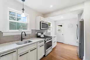 119 E Dunedin Rd, Columbus, OH 43214 - Photo 8