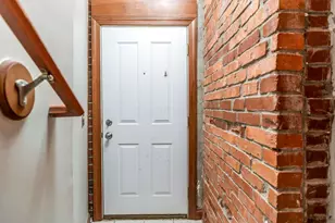 10 1/2 Clark Pl, Columbus, OH 43201 - Photo 6