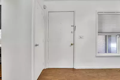 249 E Kossuth Street #C, Columbus, OH 43206 - Photo 6