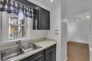 249 E Kossuth St, Columbus, OH 43206 - Photo 14