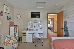 1918 Bay Port Dr, Grove City, OH 43123 - Photo 24