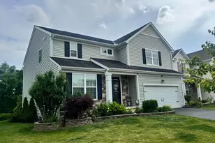 317 McElhinny Ln, Lewis Center, OH 43035 - Photo 2