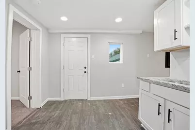 1041 Market Street, Zanesville, OH 43701 - Photo 6