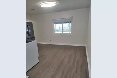 2984 Wessex Court, Columbus, OH 43232 - Photo 6