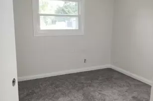 2984 Wessex Ct, Columbus, OH 43232 - Photo 8