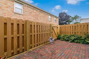911 Manor Ln, Columbus, OH 43221 - Photo 34