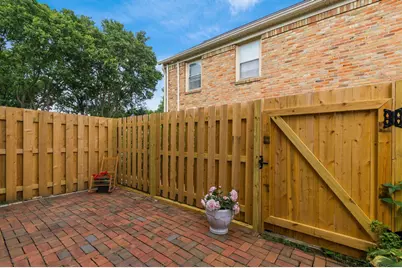 911 Manor Lane #J, Columbus, OH 43221 - Photo 14