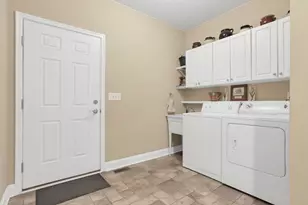 8970 Loches Rd, Saint Louisville, OH 43071 - Photo 30