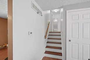 4034 Deer Lake Way, Columbus, OH 43204 - Photo 28