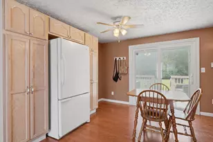 4034 Deer Lake Way, Columbus, OH 43204 - Photo 22