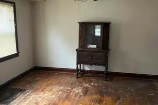 64 Broadlawn Ave, Columbus, OH 43228 - Photo 2