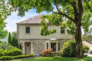 123 S Roosevelt Ave, Bexley, OH 43209 - Photo 1