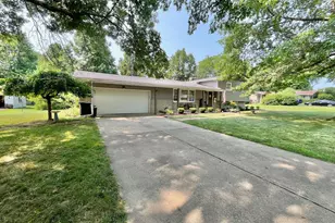 1129 Royal Ct NE, Lancaster, OH 43130 - Photo 4