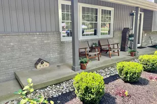 1129 Royal Ct NE, Lancaster, OH 43130 - Photo 6