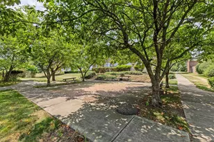 2438 Hardesty Dr S, Columbus, OH 43204 - Photo 52