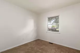79 Redmond Rd, Columbus, OH 43228 - Photo 16