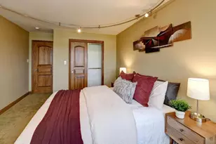 1620 E Broad St, Columbus, OH 43203 - Photo 14
