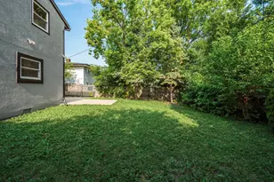 1498 Firwood Dr, Columbus, OH 43229 - Photo 56
