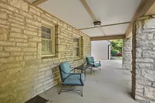399 N Nelson Rd, Columbus, OH 43219 - Photo 6