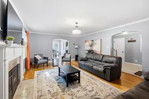 399 N Nelson Rd, Columbus, OH 43219 - Photo 12