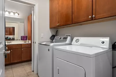 936 Quality Place #302, Columbus, OH 43215 - Photo 8