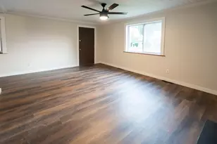 2766 Fairwood Ave, Columbus, OH 43207 - Photo 6