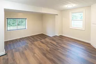 2766 Fairwood Ave, Columbus, OH 43207 - Photo 12