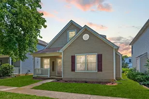 534 Rockets St, Galloway, OH 43119 - Photo 2