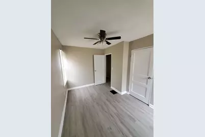 1911 Brentnell Avenue, Columbus, OH 43219 - Photo 10