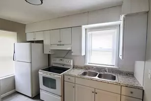 1911 Brentnell Ave, Columbus, OH 43219 - Photo 6