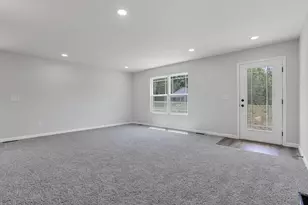 353 Elm St, New Straitsville, OH 43766 - Photo 10