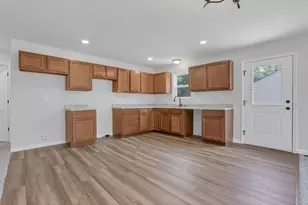 353 Elm St, New Straitsville, OH 43766 - Photo 12