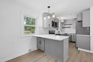 3466 Maize Rd, Columbus, OH 43224 - Photo 6